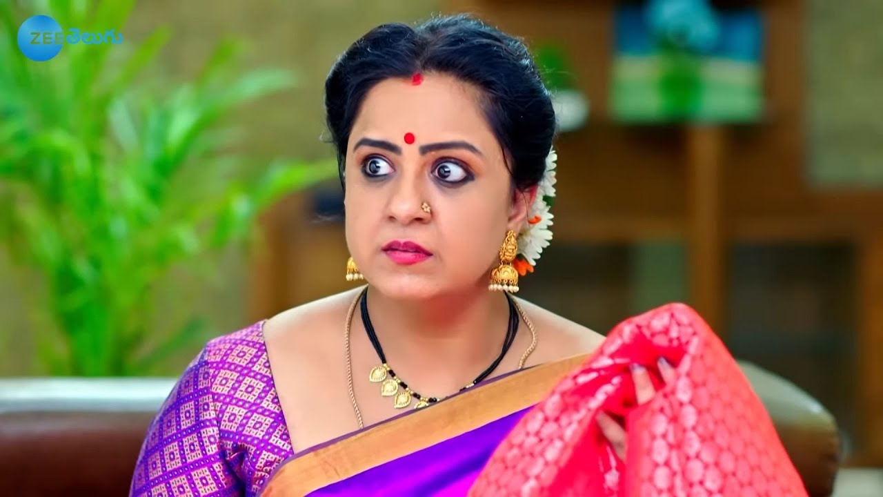తెలియని తప్పులు ఎన్నో చేసారు | Oohalu Gusagusalade | Full Ep 319 | Zee Telugu | 16 May 2022