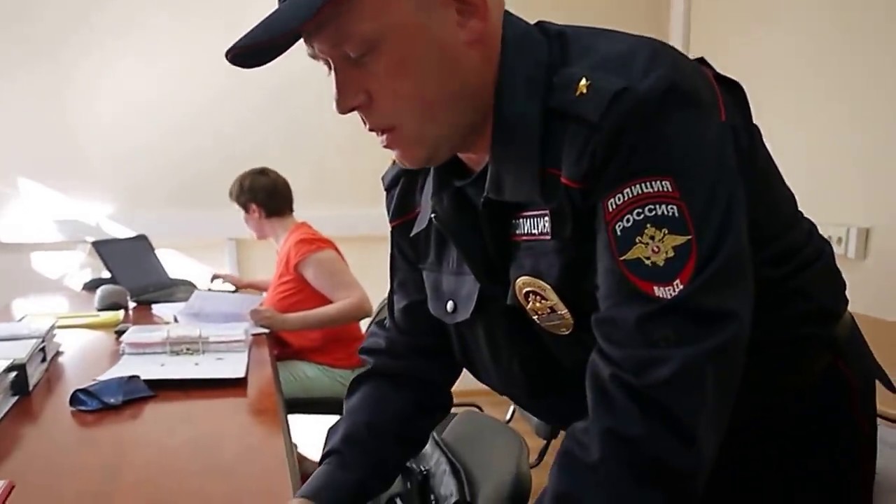 ▶️ Гопник-в-погонах УГРОЖАЕТ ЮРИСТУ Антону Долгих: 