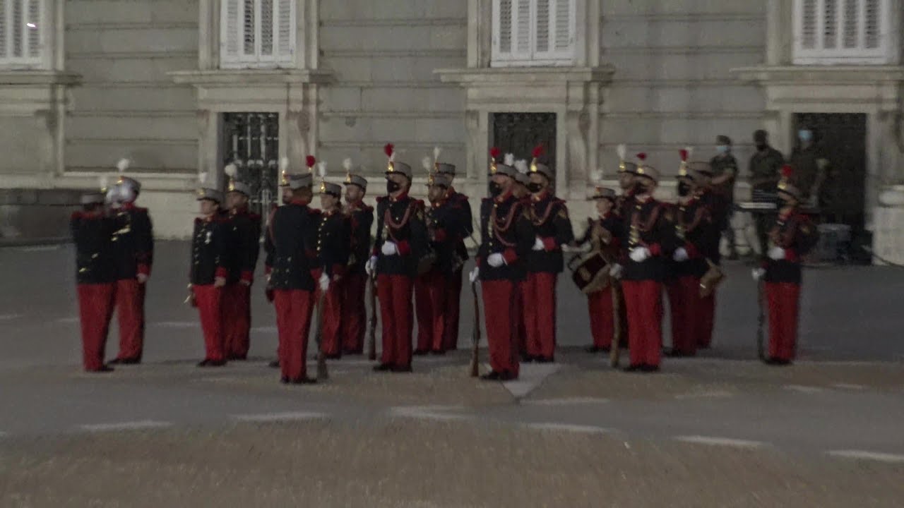 Retreta Militar del Día de la Fiesta Nacional 2021. Plaza de Oriente de Madrid. Parte 1