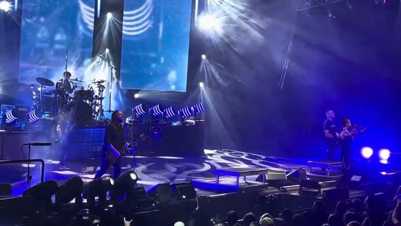 Don’t Stop dancing by Creed live in 4K Grand Rapids MI. 11-19-2024