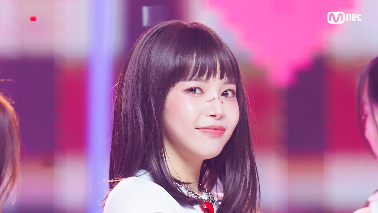 '최초 공개' 솔라 (Solar) - WANT #엠카운트다운 EP.882 | Mnet 250403 방송