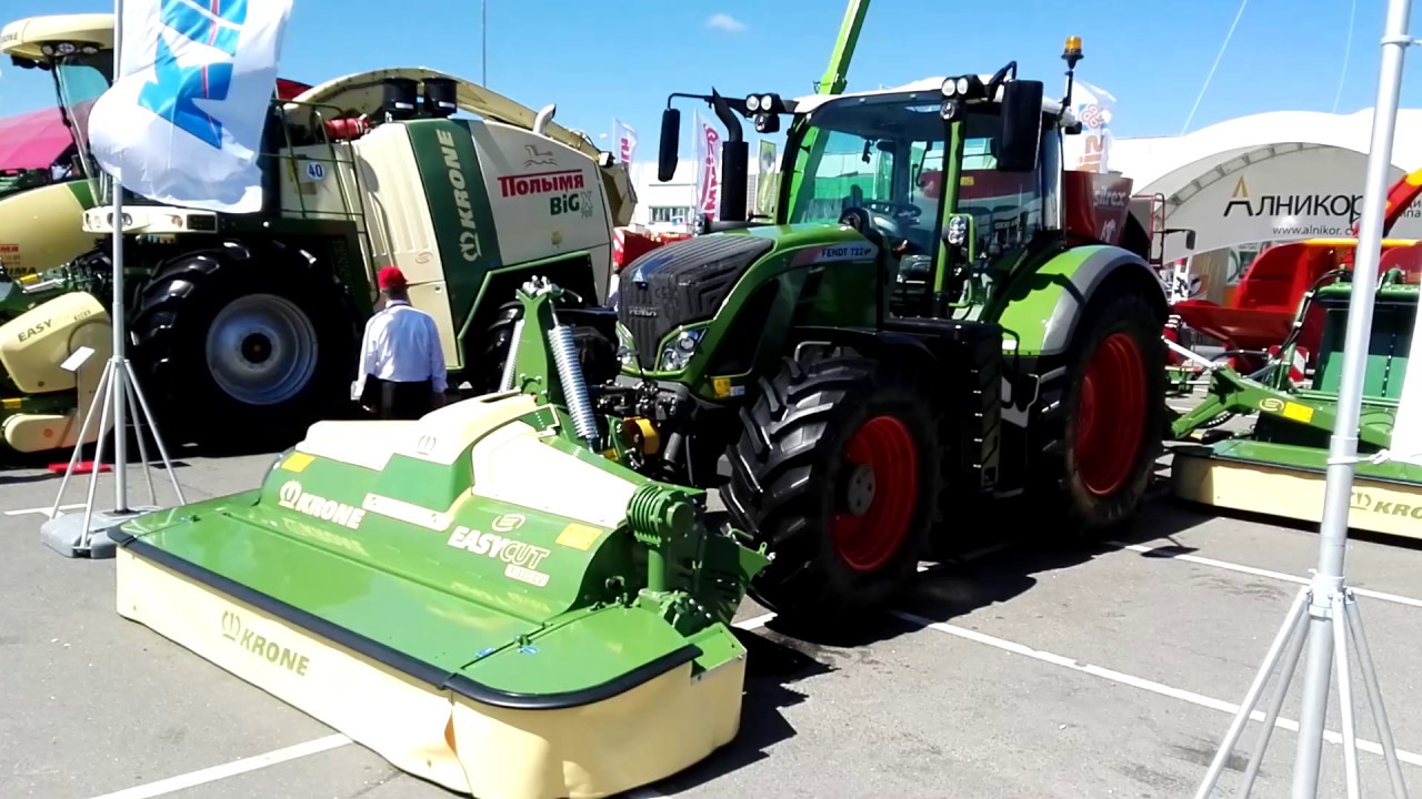 Tractor Fendt 722 Vario /  Krone EasyCut F 320 CV - на выставке в Беларуси