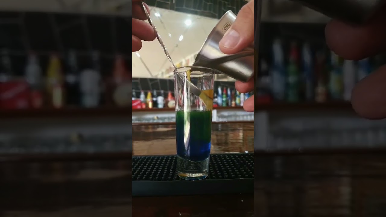 C&oacute;ctel arcoiris f&aacute;cil de hacer 🌈😋