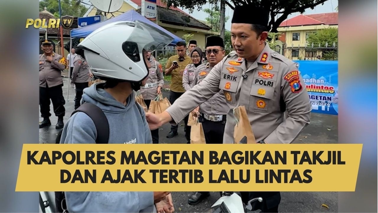 KAPOLRES MAGETAN BAGIKAN TAKJIL DAN AJAK TERTIB LALU LINTAS
