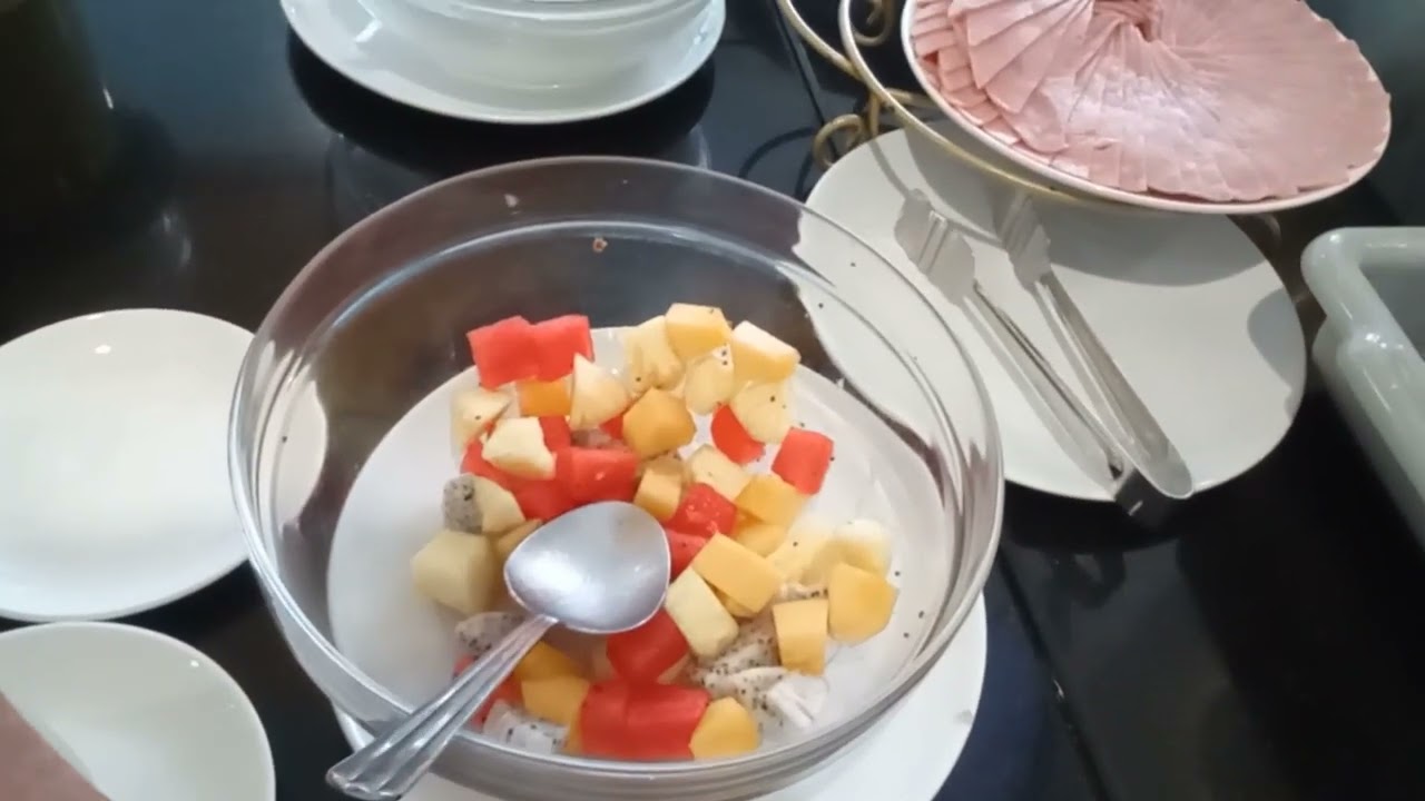 Патайя Grand Bella. Посмотрите какой завтрак. Отель 4 звезды.