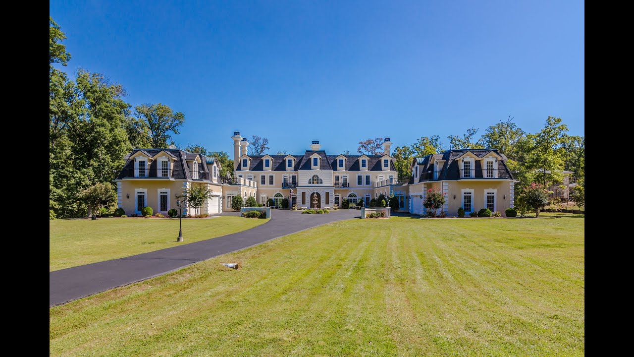 The Chateau de Clifton VA branded HD