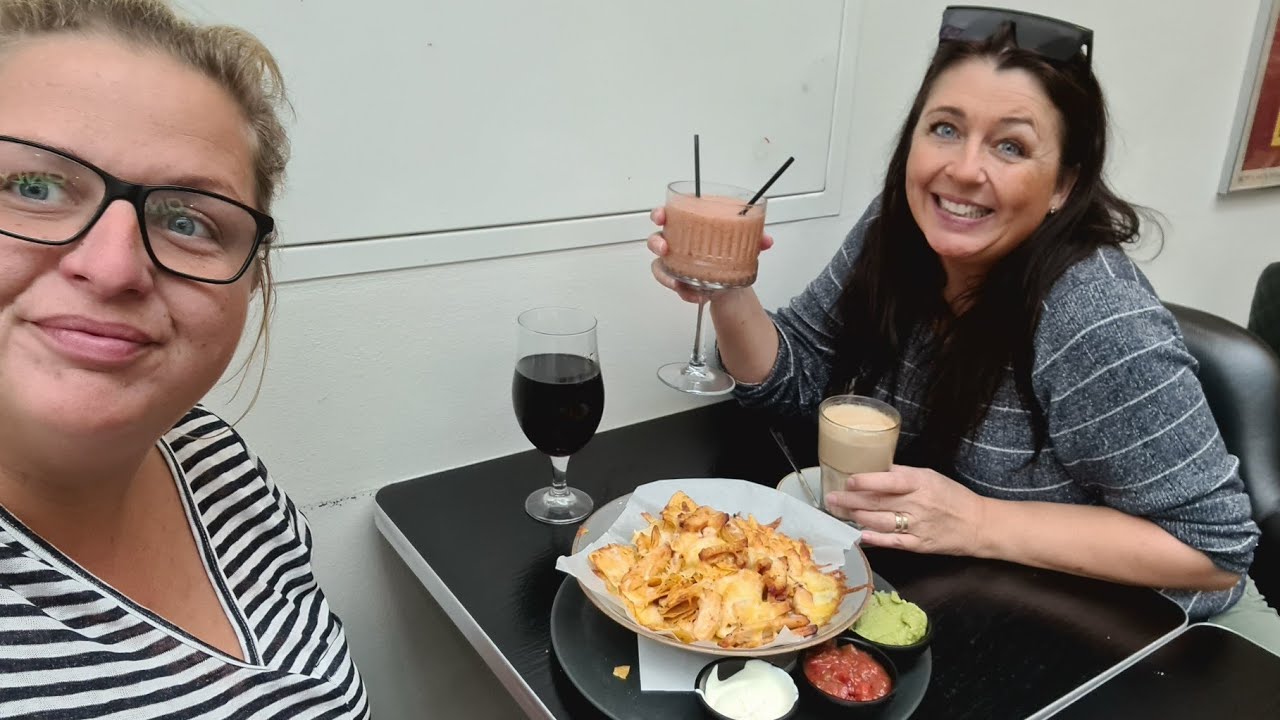 Hygge dag med Nadia på Ros Torv🥰Nadia har GRINEFLIP🤣😂🤪🤷‍♀️
