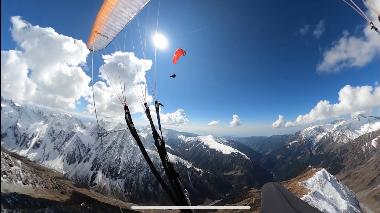 Paragliding adventure in Bir Billing, India 2023