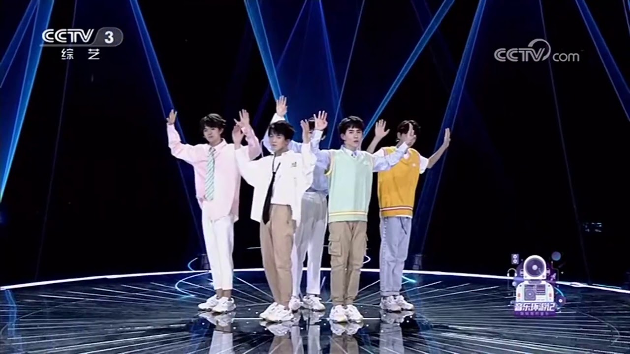 【易安音乐社】190531 CCTV-3综艺频道 #天天把歌唱# 易安音乐社 -《骑单车》+《定格纪念》
