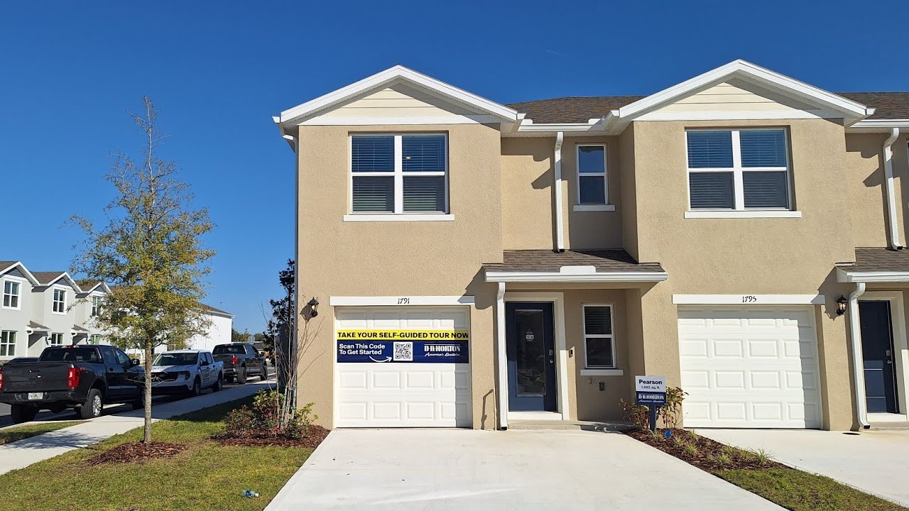 Se Vende Hermoso Townhouse de 3 Dormitorios 2.5 Baños en Kissimmee, Florida 