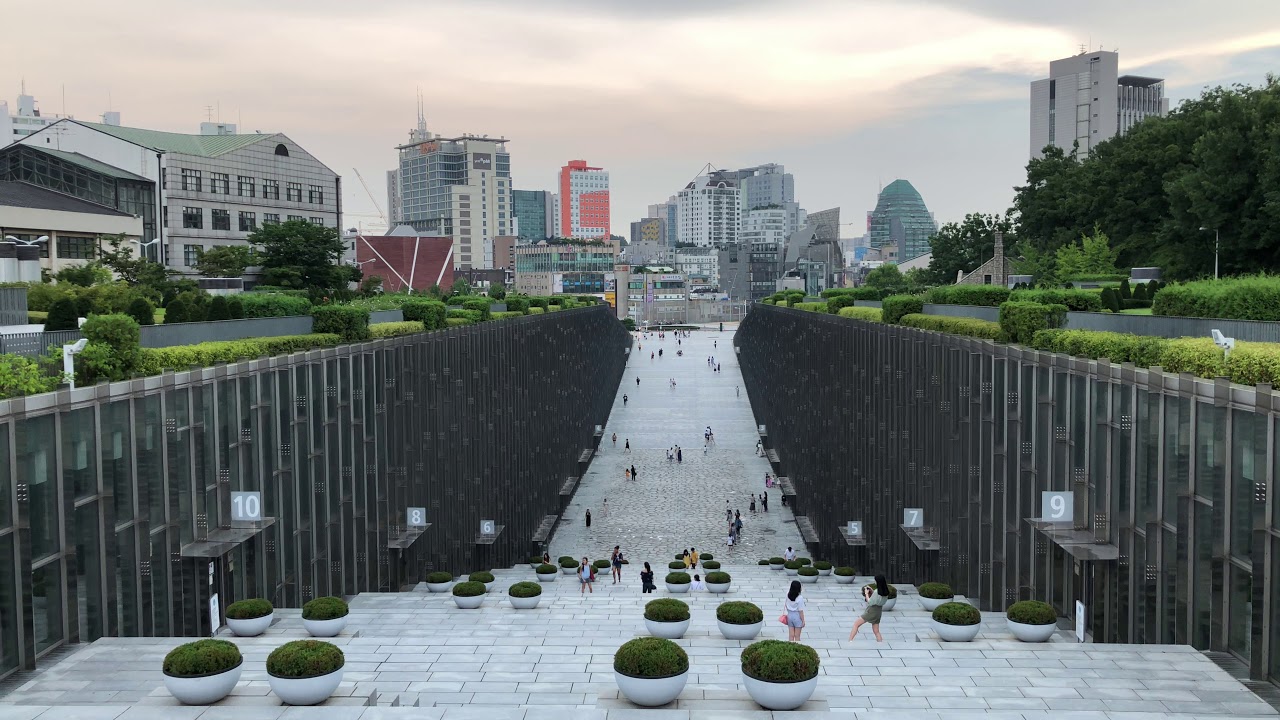 🇰🇷 Ewha Womans University - A Walk Through Ewha Woman University: Seoul's Vibrant Academic Oasis