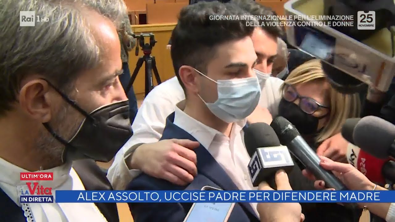 Alex Pompa, assolto, uccise il padre per difendere la madre - La vita in diretta 25/11/2021