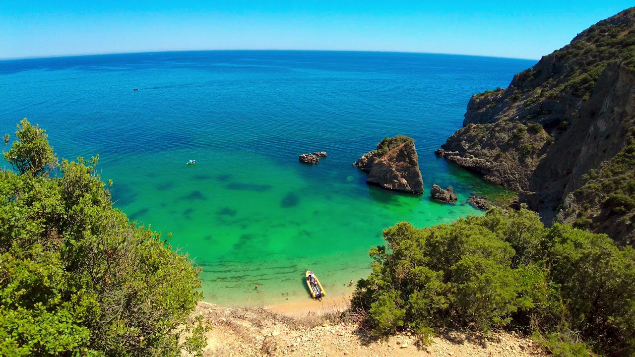 Walking To Secret Beach In Sesimbra, It's PARADISE!  Portugal - 【4K UHD】