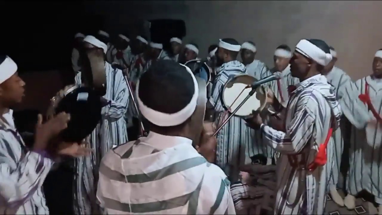 ahwach tamnougalte 2019 |ليام الزينة انغام احواش (بابا ولا يمي فكتيي رضا )