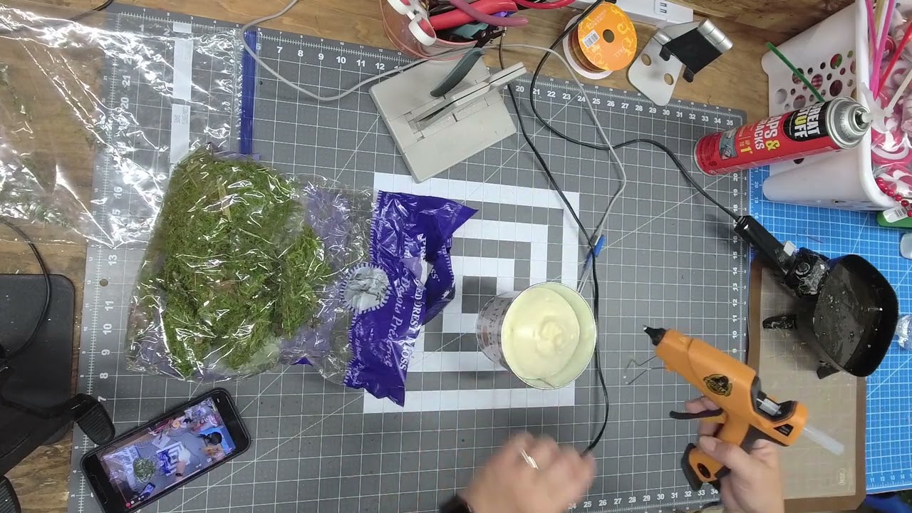 Let's Make an Easy Fall Floral Decoration for Your Home Tutorial