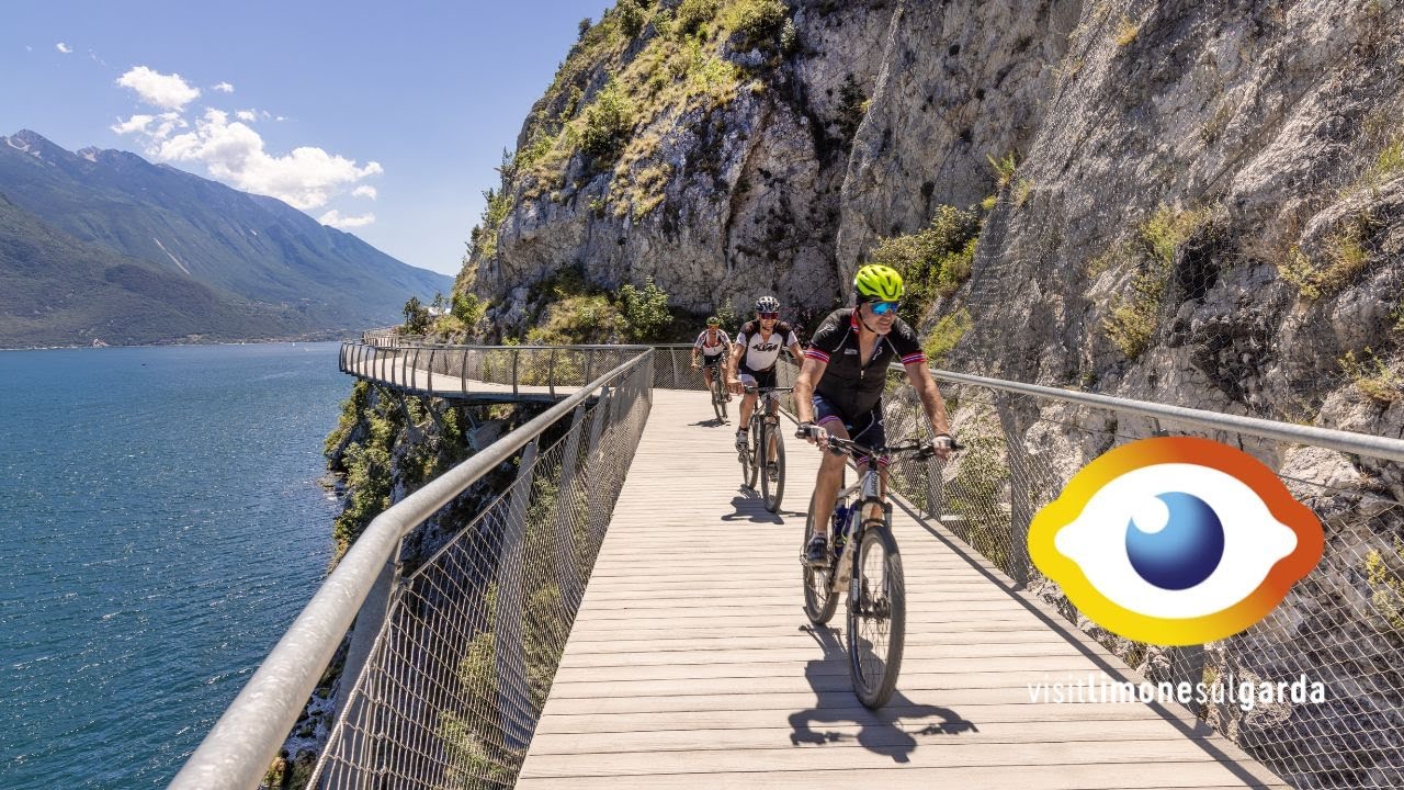 Mit dem Fahrrad schwebend &uuml;ber dem Gardasee - Der Radweg von Limone sul Garda
