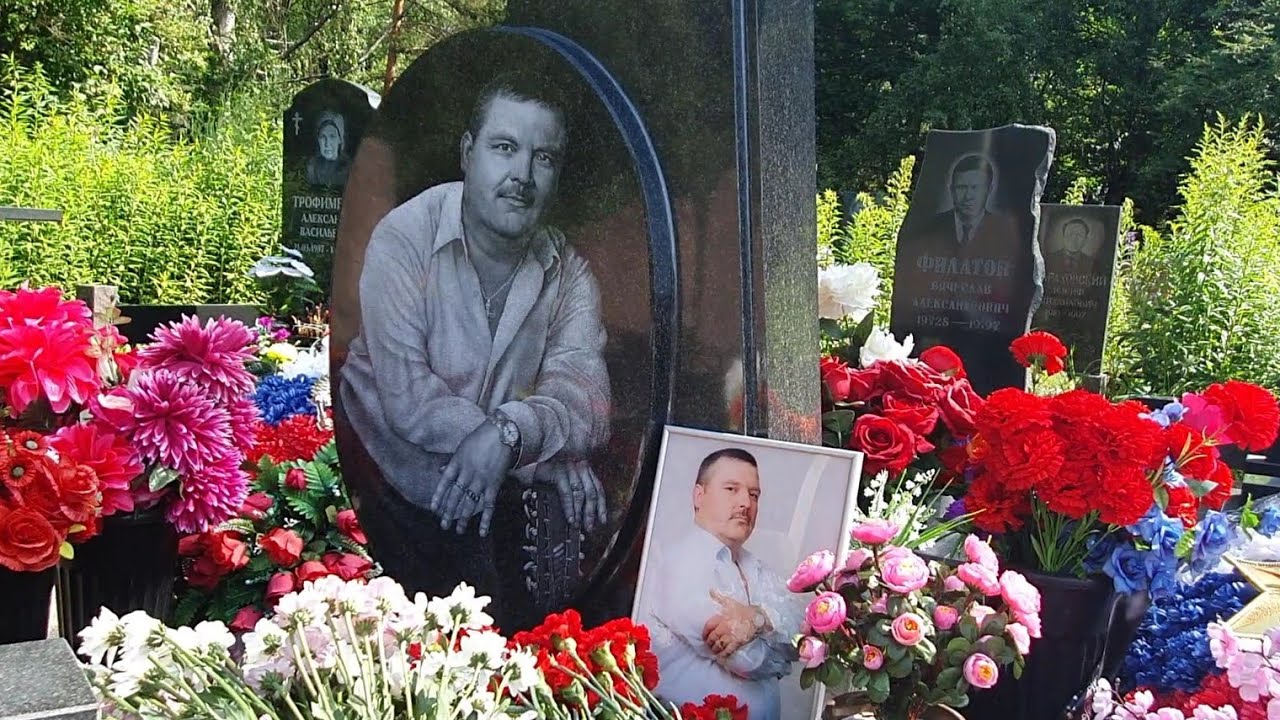 Доехал до могилы легендарного Михаила Круга / г.Тверь  1.о7.2о23 🙏 ПОМНИМ ВАС
