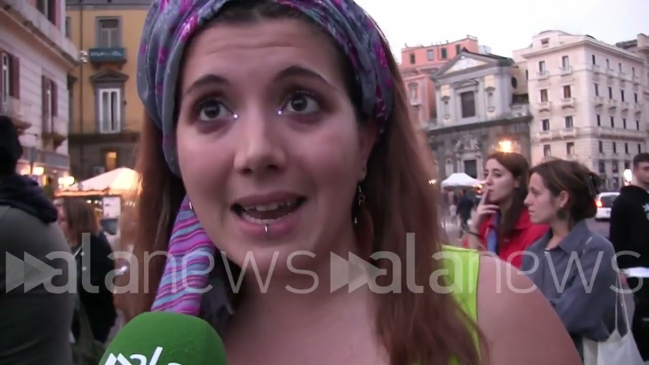 Iran, cittadini iraniani in piazza a Napoli: 