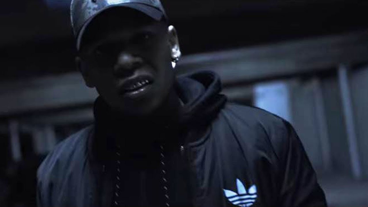 KinG Eazy - Immer wieder das Gleiche [Official Video]