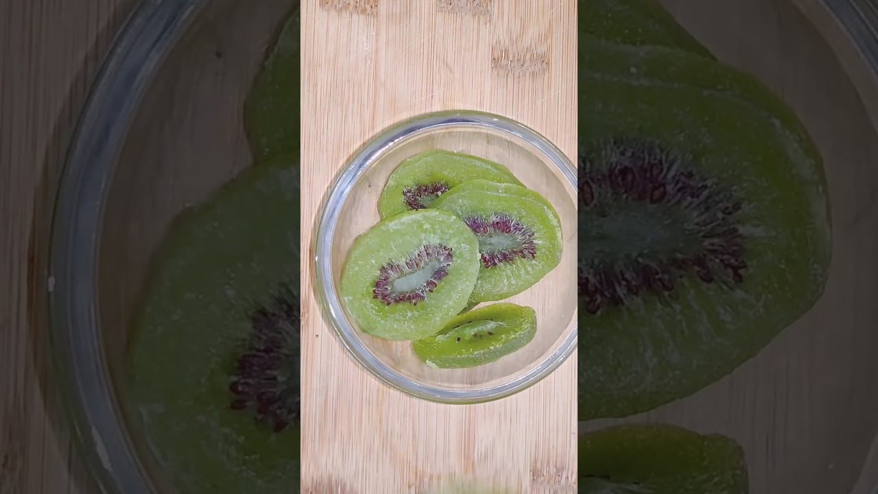 dried kiwi fruit at home | kiwi 🥝 | Dried fruit #shorts #ytshorts