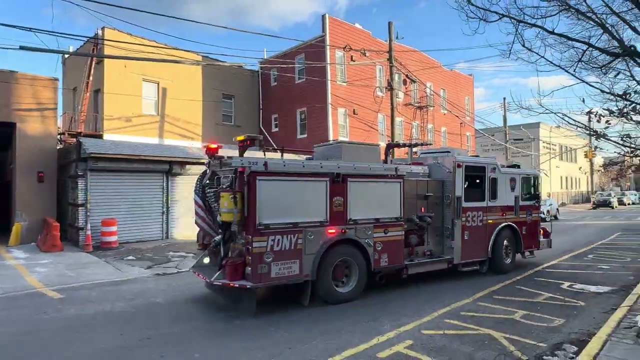 FDNY Engine 332 & Ladder 175 FULL HOUSE RUN Responding to a Oven Fire in a Apartment Building 