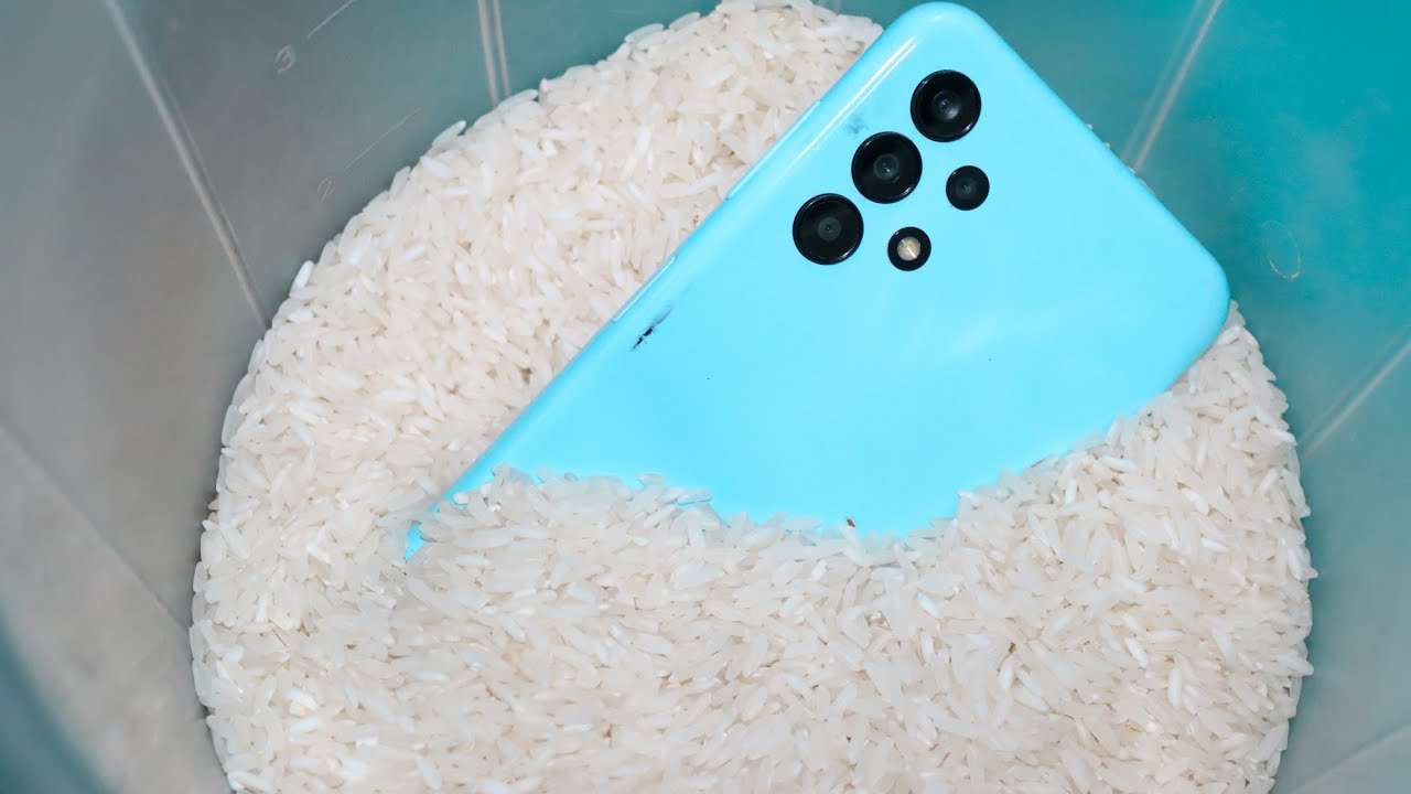 How to Save Your Water Damaged Phone Using Rice