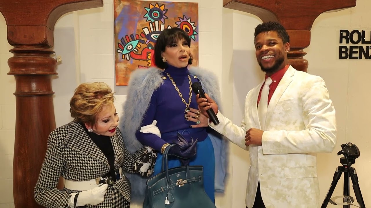 Socialites José Castelo Branco and Lady Betty Grafstein add sparkle to Akar’s Unbelievable exhibit.