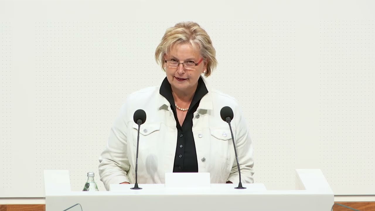 Den Wolf bejagen - die Weidetiere sch&uuml;tzen