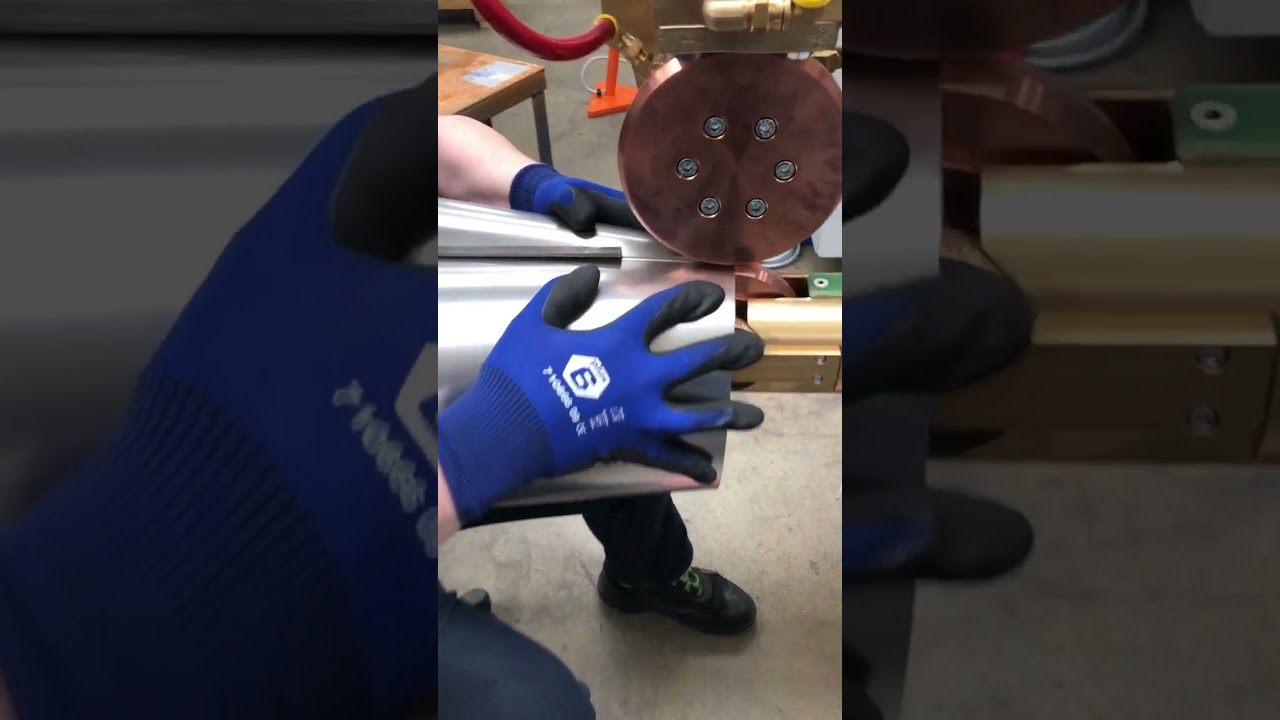 Zgrzewanie blach - zobacz, jak działa zgrzewarka