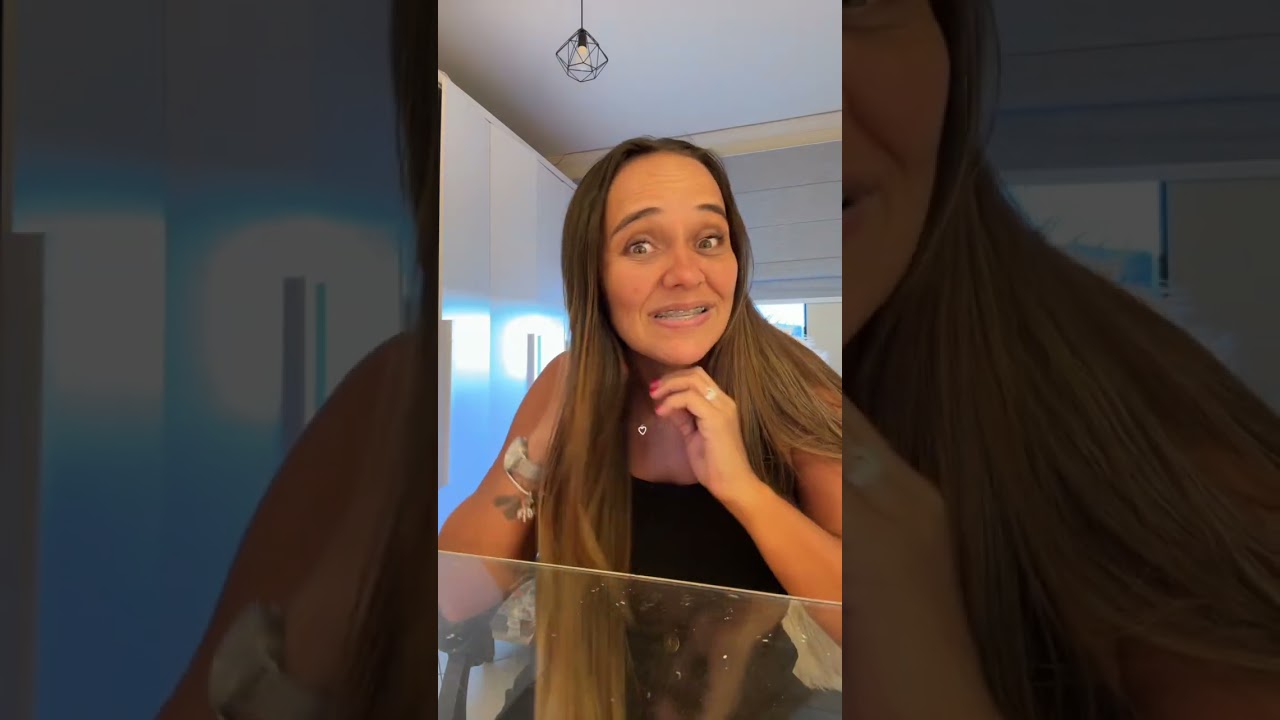 Porque as amigas da clarinha excluiu ela na escola ? 😱