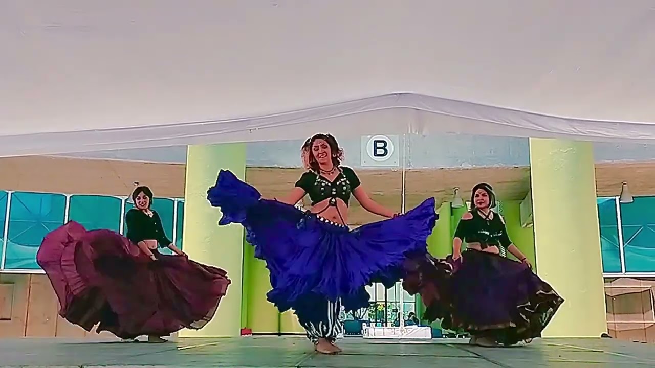 The Lunas Tribe / día de la danza / Gypsy Moth Mx 