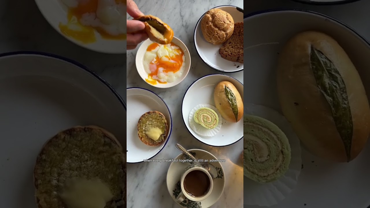 A Singaporean Cafe Breakfast!