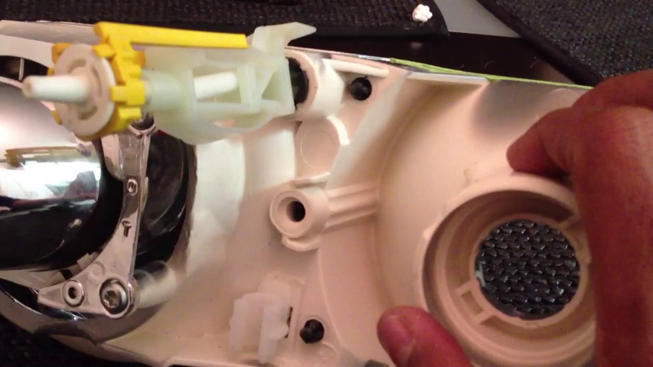 E46 xenon projector light self leveling broken