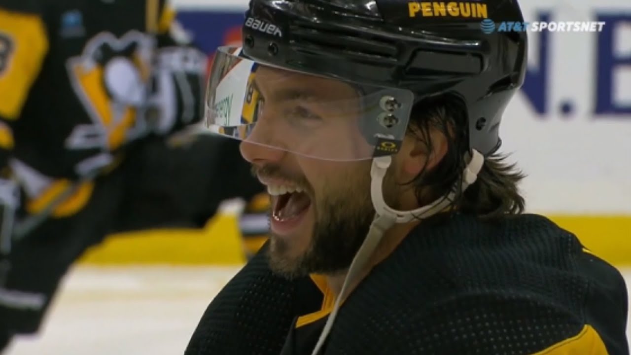 Kris Letang Gets Pranked During Warmups By Teammates For 1000th Game