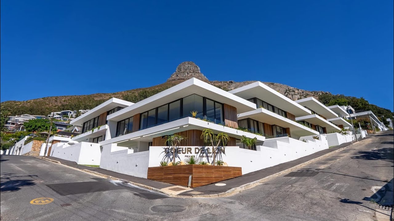 R44 Million Fresnaye, Cape Town🇿🇦