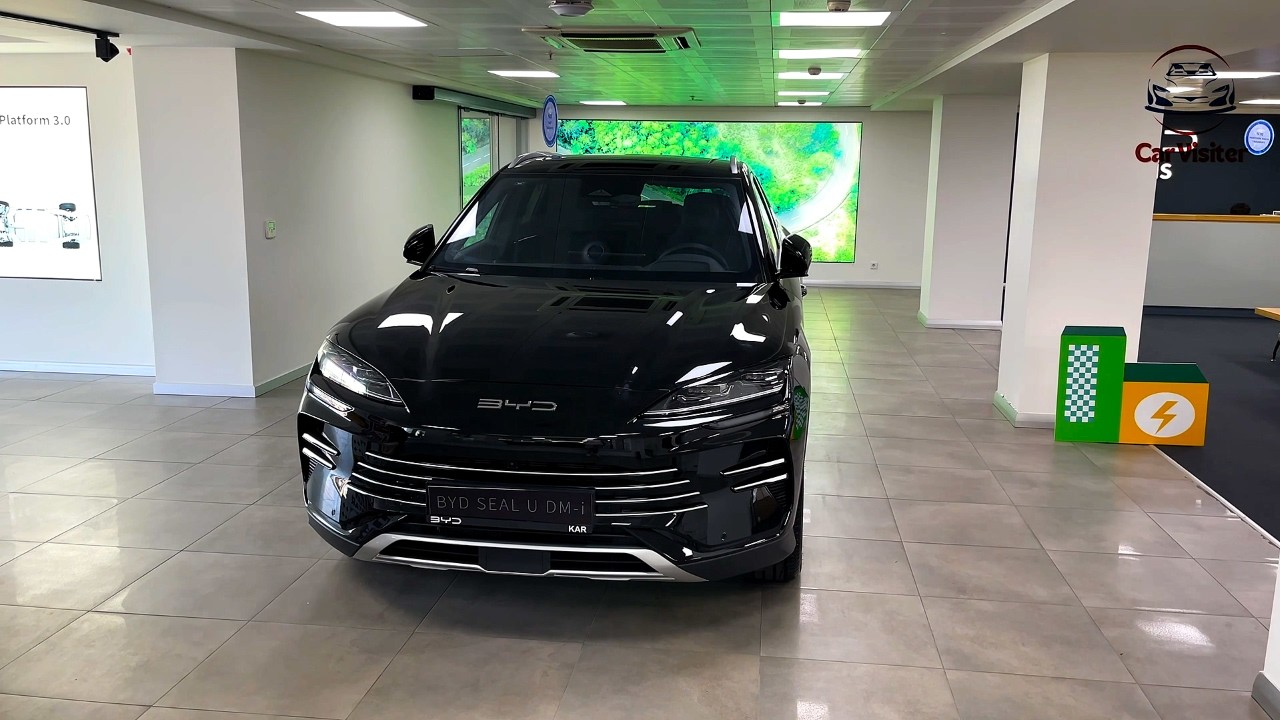 BYD SEAL U DM-İ Review! - Efficient Midsize SUV!