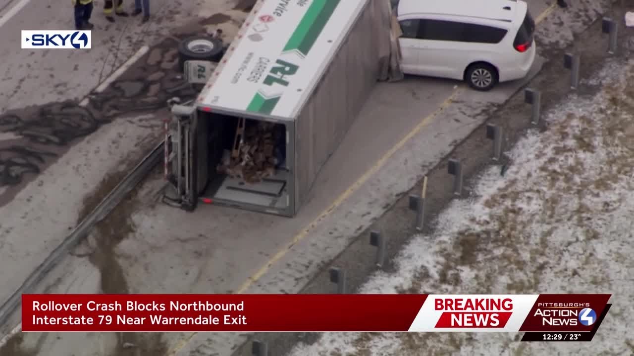 3 people taken to the hospital after crash on I-79