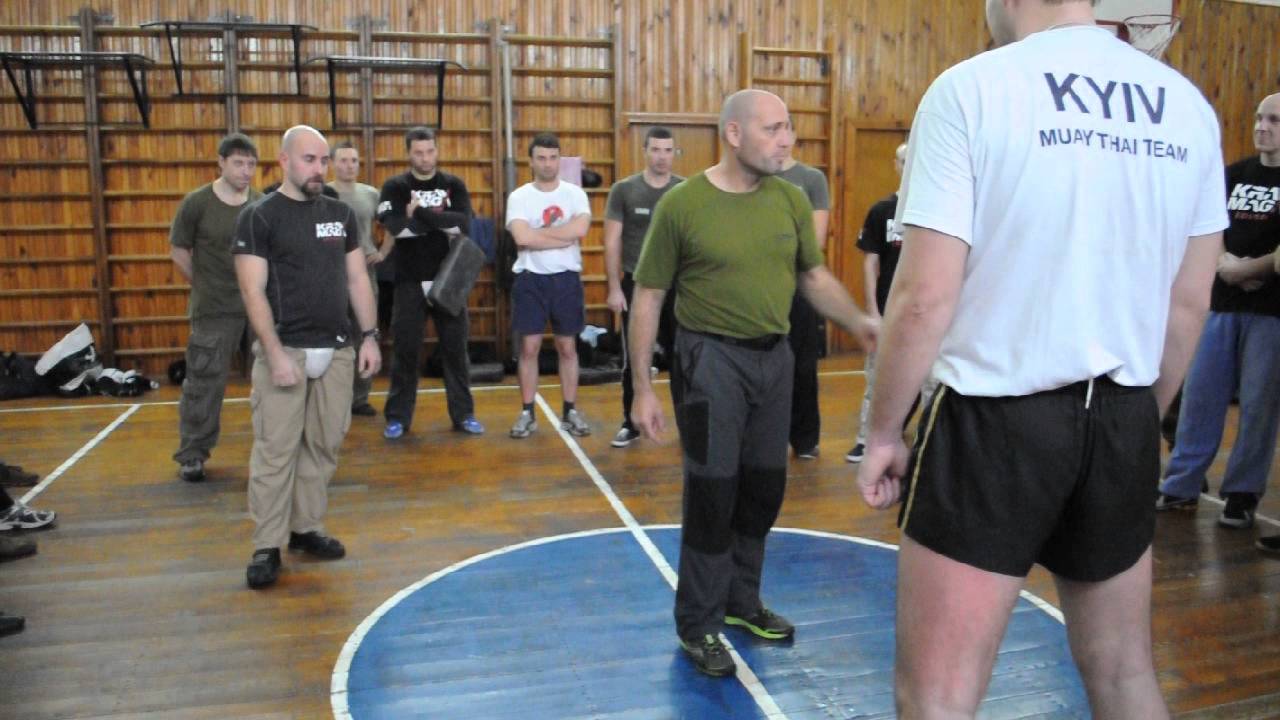 Itay Gil krav maga lowkick defense