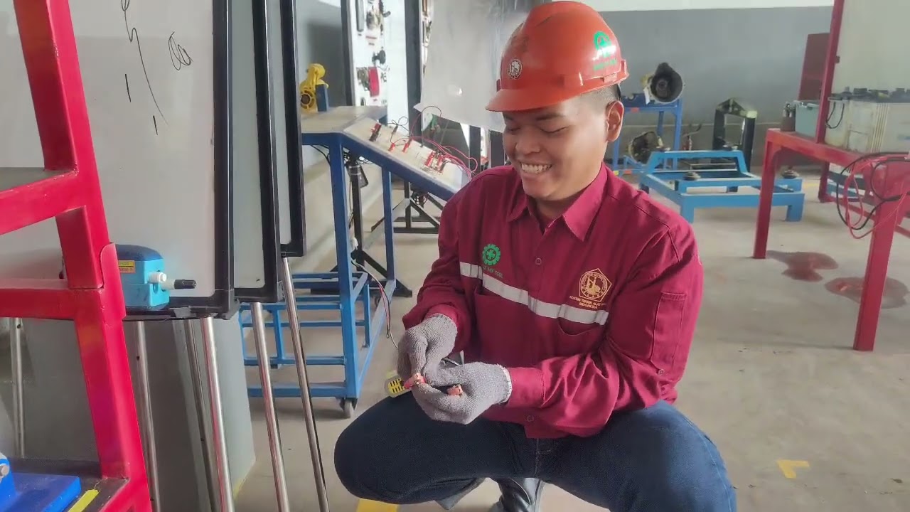 MKKO206-JOBSHET 2- ELECTRICAL  SYSTEM - MUHAMMAD RYAN ABIMANYU-0250430046- 2C