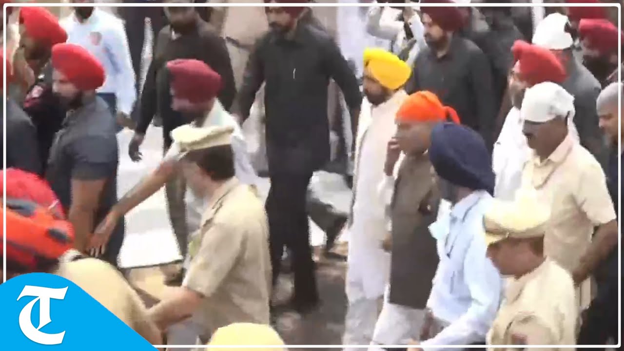 Punjab Chief Minister Bhagwant Singh Mann pays his last respects to Parkash Singh Badal