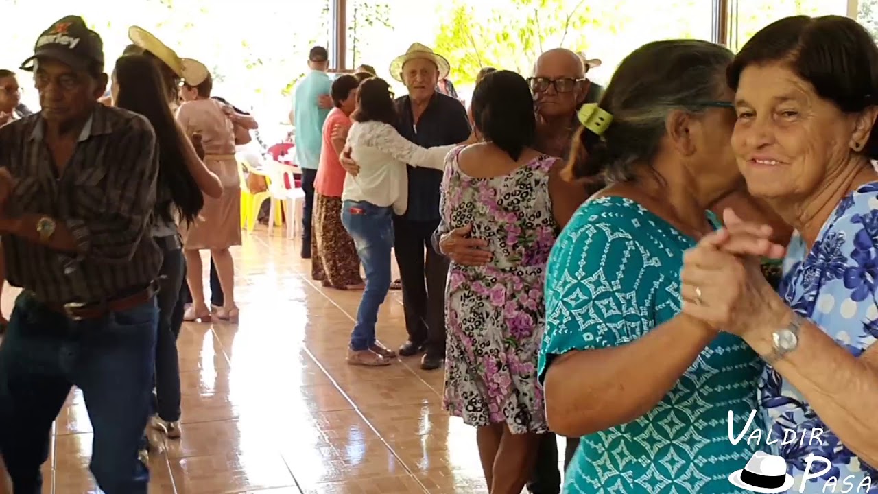 VEM BAILAR COMIGO (DIONÍSIO COSTA )VALDIR PASA AO VIVO
