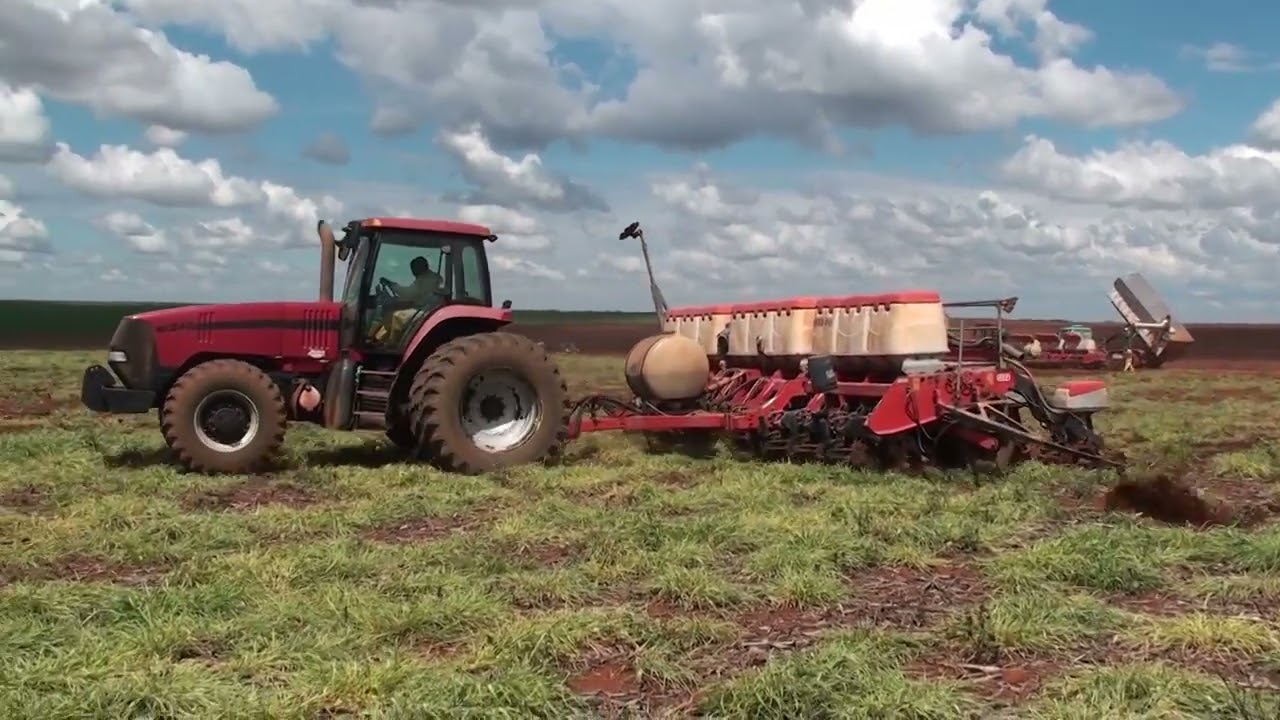 Trator case magnum 240