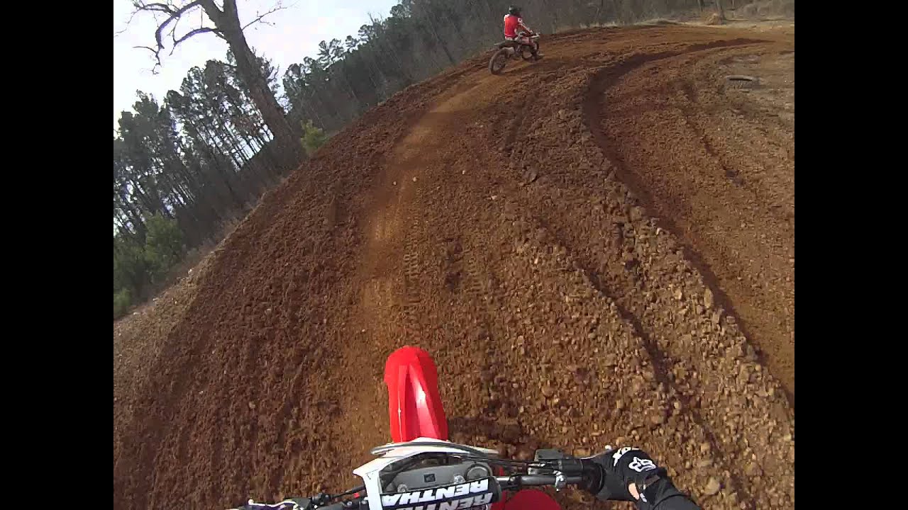 Holdenrid and Futrelle take a few laps at Durhamtown