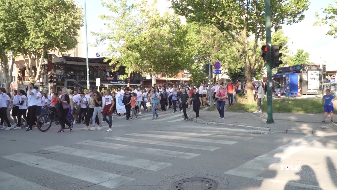 Dobrinja: Više od 200 sarajevskih maturanata proslavilo kraj osnovnog obrazovanja