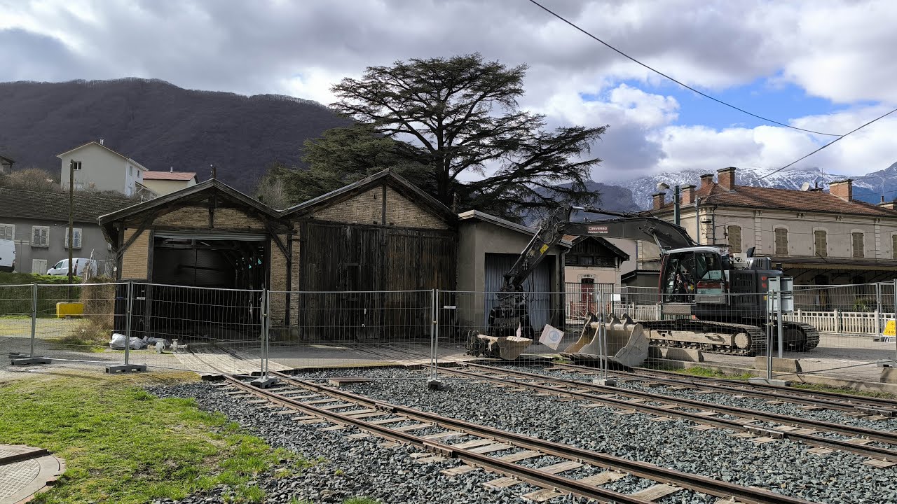 Démolition du wagonnage au Train de la Mure