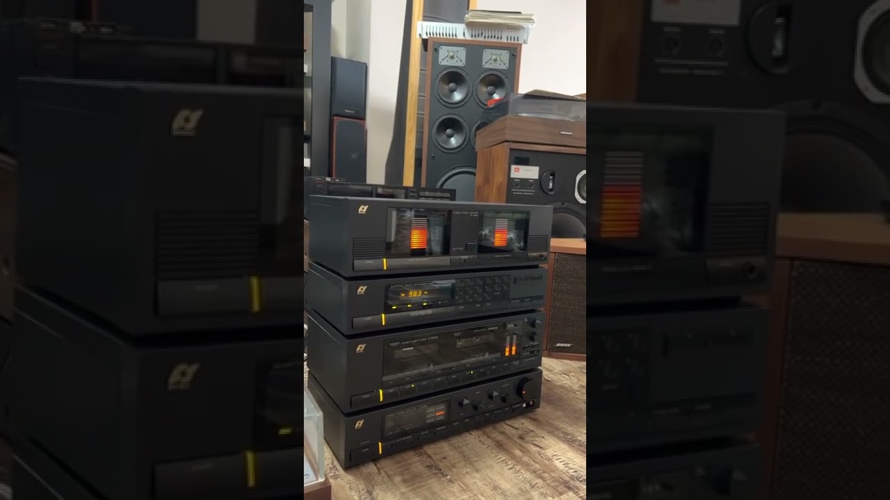 1989 80's Sansui hifi components C-1000 Pre amp / B-3000 Power Amp / T1000 tuner / D-1000W Tape deck