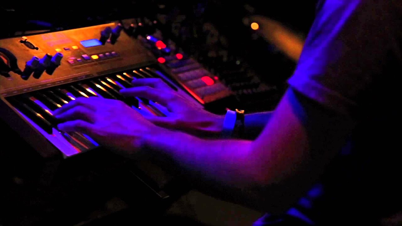 YUS - The Way (Official Music Video)