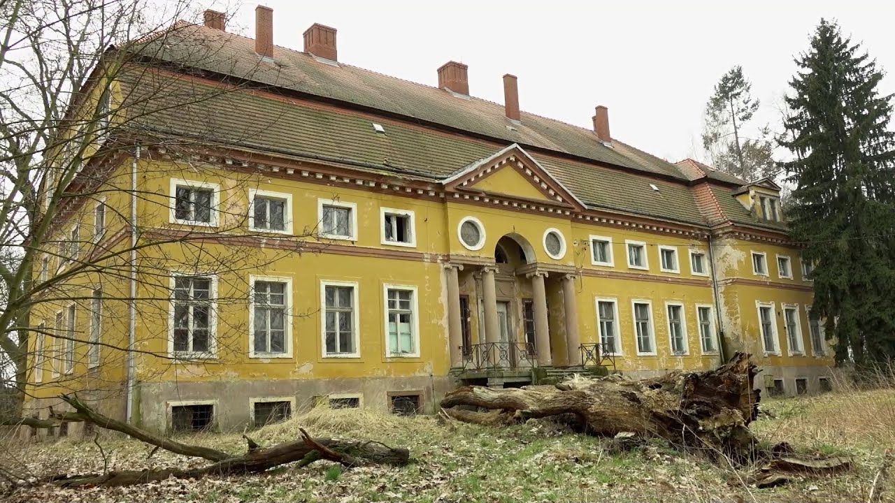 Historia - Czerwony Kościół