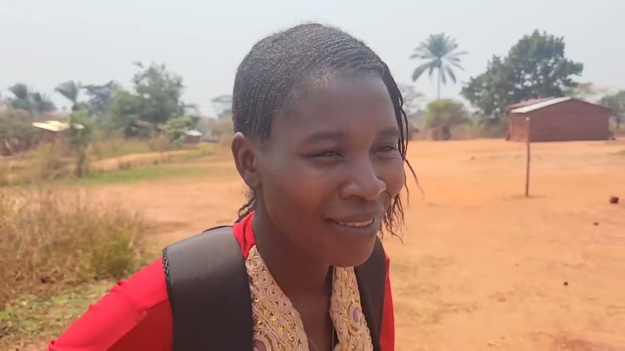 Deuxièmement voyage de ANGÈLE  NGANDI  de CANADA _ MUANDA MONJI