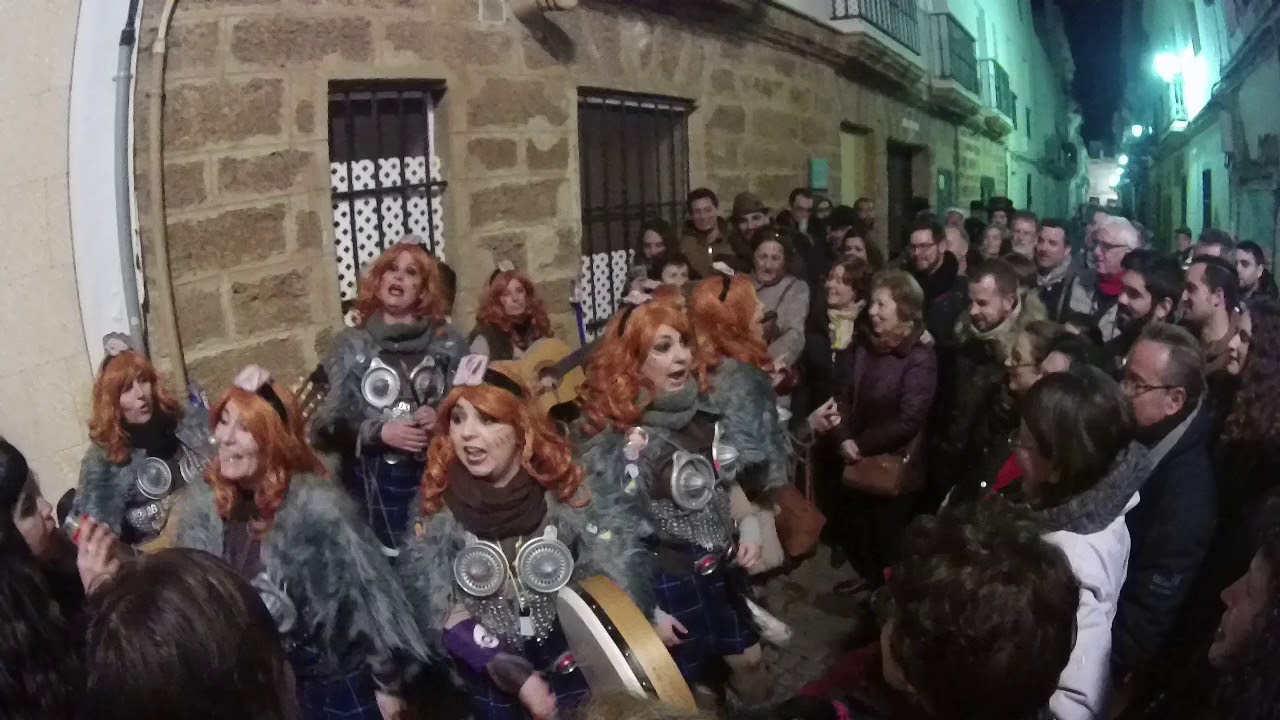 LAS GUERRERAS DEL TOTEM GORDO (La guerra es pa ná) ilegales Carnaval 2018